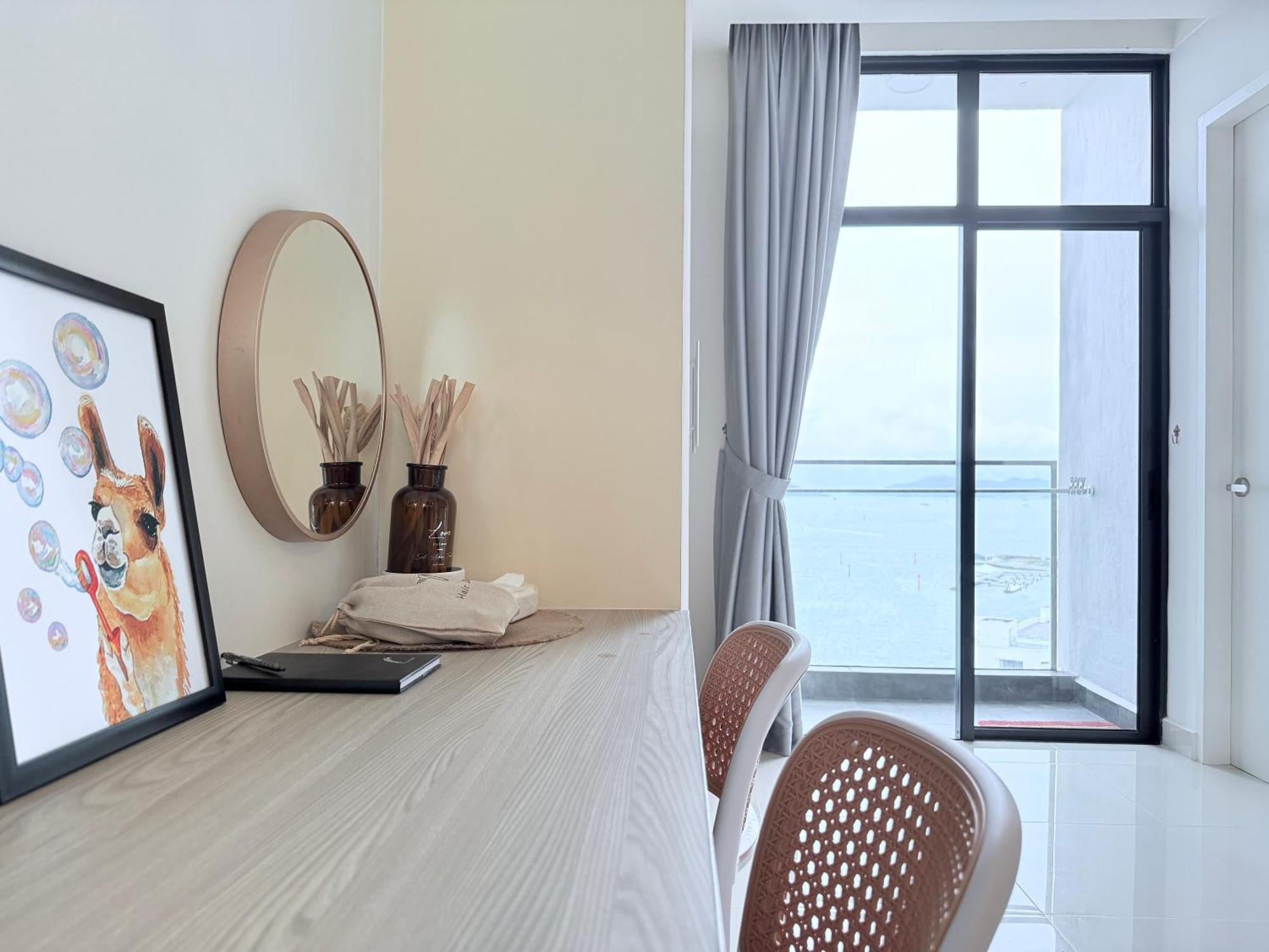 The Shore Cbd Kota Kinabalu By Laxzone Suite Quarto foto